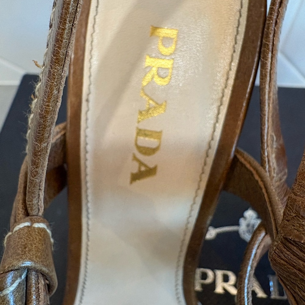 Prada Women's Tan Leather Heels sandals size 8.5 with box - Picture 9 of 10